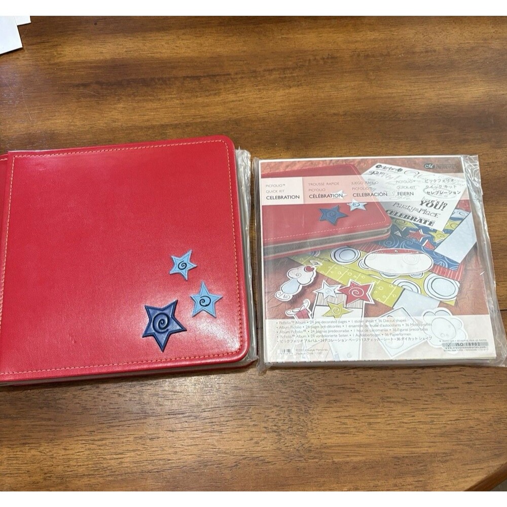 Creative Memories 8x8" PicFolio Scrapbook Album & Quick Kit Red Blue Stars New